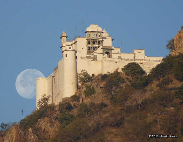 Early morning shot of Sajjangarh Fort while the moon was just setting
