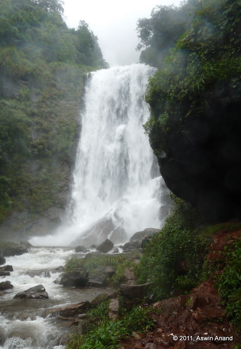 Waves » Blog Archive » Hebbe Falls in Monsoon